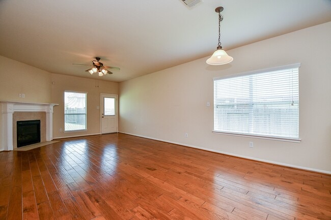 Building Photo - 21622 Crest Peak Way