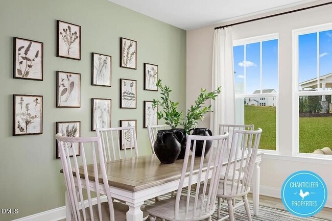 Building Photo - 40 Amaryllis Ln