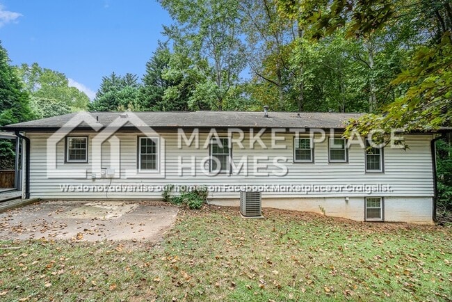 Building Photo - 3456 White Oak Ct