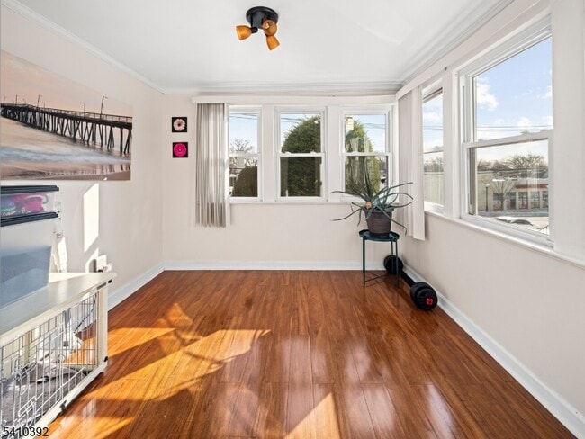 Building Photo - 714 Irvington Ave