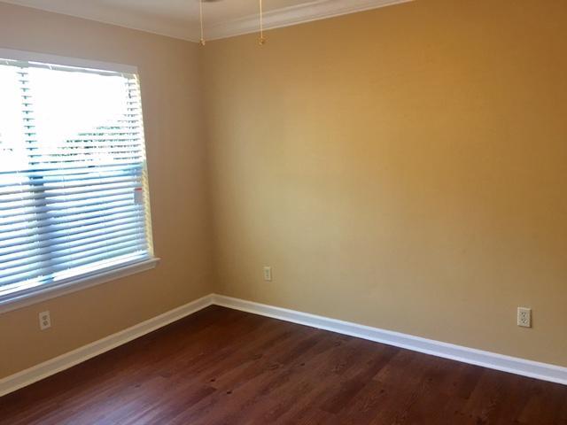 Building Photo - 31 Park Cir SE