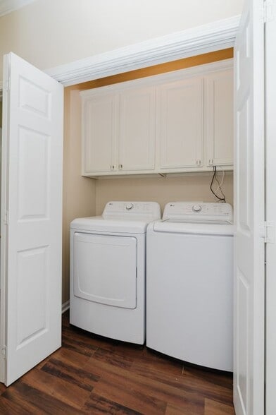 Building Photo - 38494 Ruby Dr