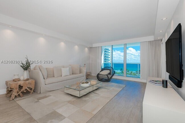 Building Photo - 2301 Collins Ave