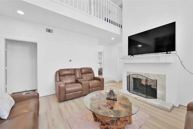 Building Photo - 1 Waterbrook Pl