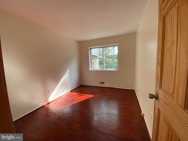 Building Photo - 12909 Chathlake Ln