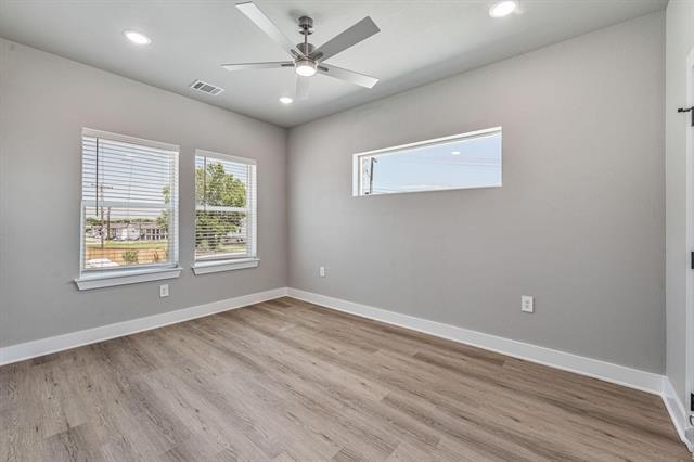 Building Photo - 1503 Sophia Ave