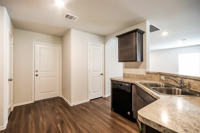 Building Photo - 22451 Verdin Rd