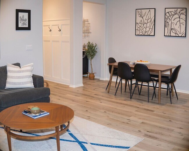 Building Photo - 3257 E Wild Horse Privado