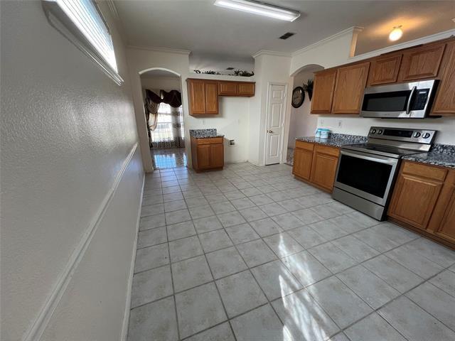 Building Photo - 12928 Honey Locust Cir