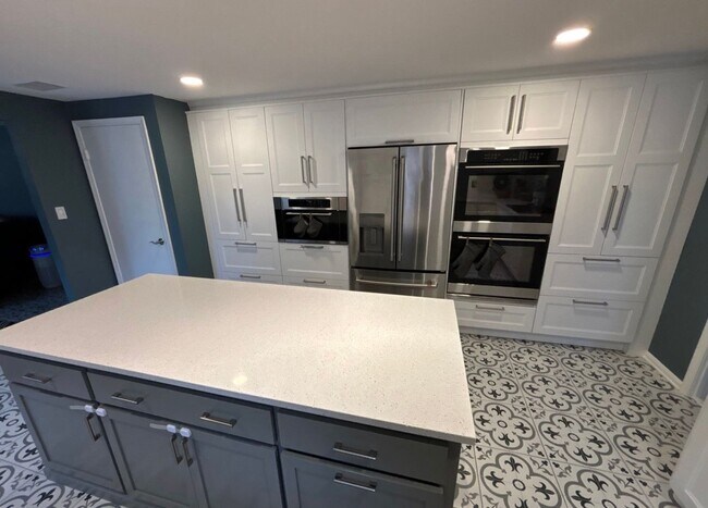 Building Photo - Fabulous in 4 + 2.5 in OLD FARM - Gorgeous Updates