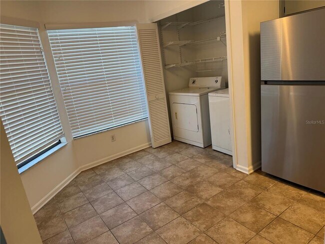 Building Photo - 702 Lighthouse Ct