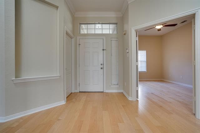Building Photo - 2724 Lakehollow Ln