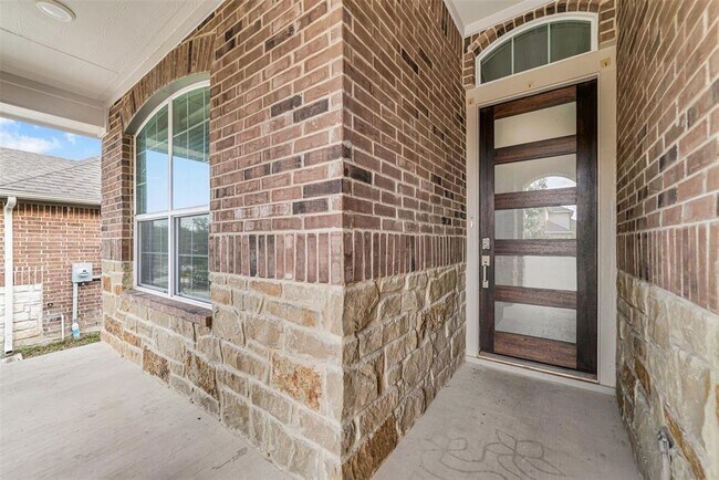 Building Photo - 2428 Bear Cub Bend