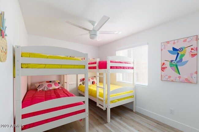 Building Photo - 7834 E Glenrosa Ave