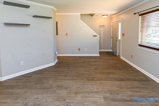 Building Photo - 344 Autumn Ln