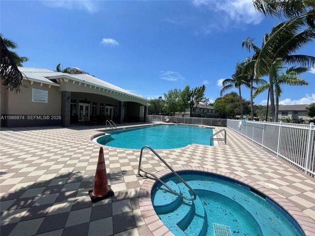 Building Photo - 1955 Marsh Harbor Dr