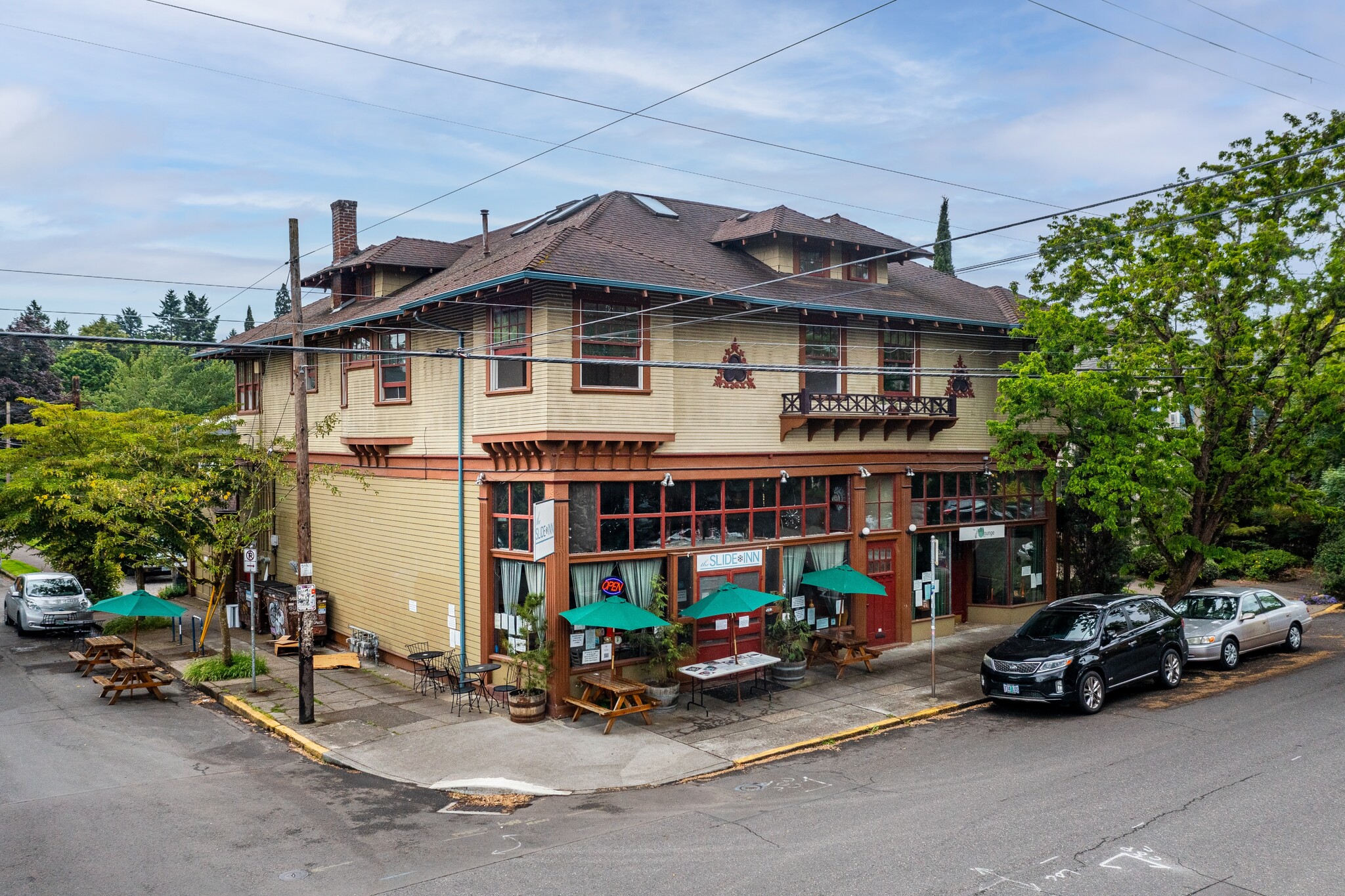 Building - 2346 SE Ankeny St