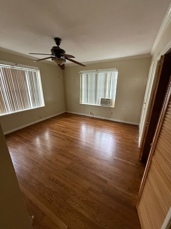 Building Photo - 5317 Purington Ave