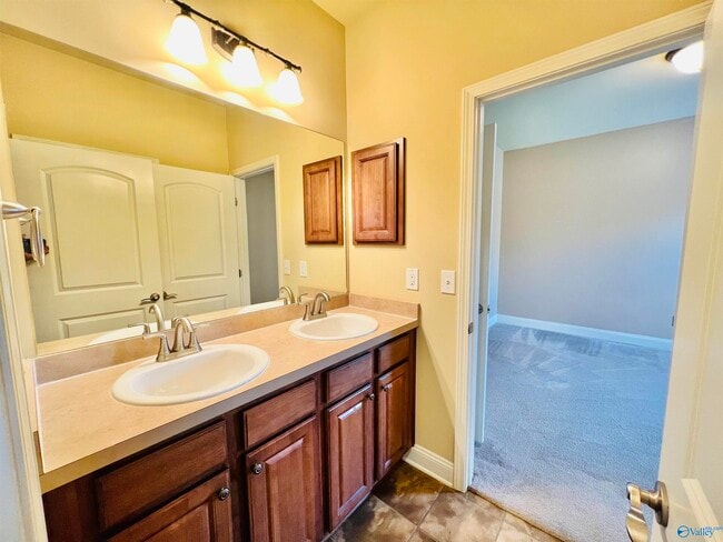 Building Photo - 630 Summer Cove Cir NW