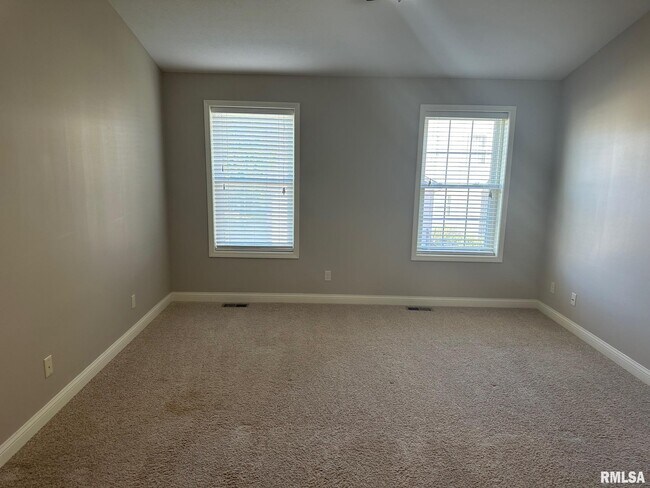 Building Photo - 11212 N Granite St