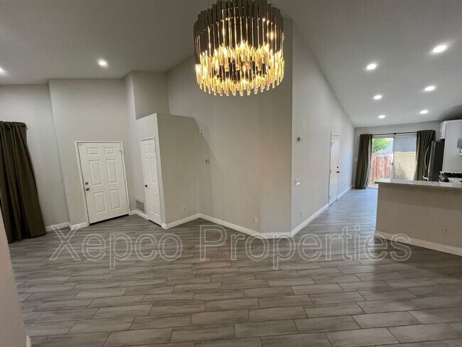 Building Photo - 81812 Tecoma Ave
