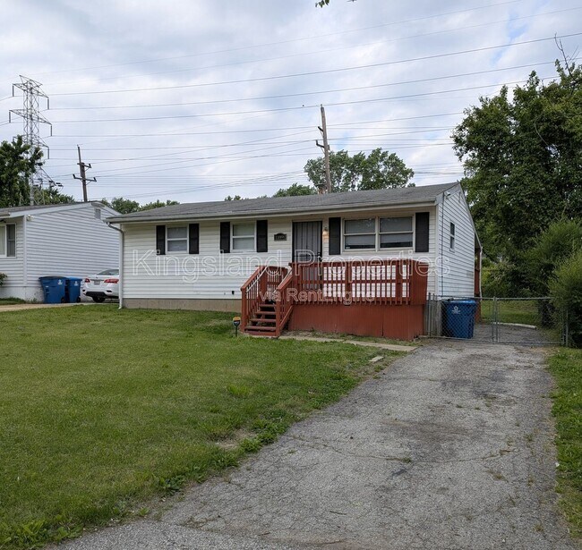 Building Photo - 11891 Bridgevale Ave
