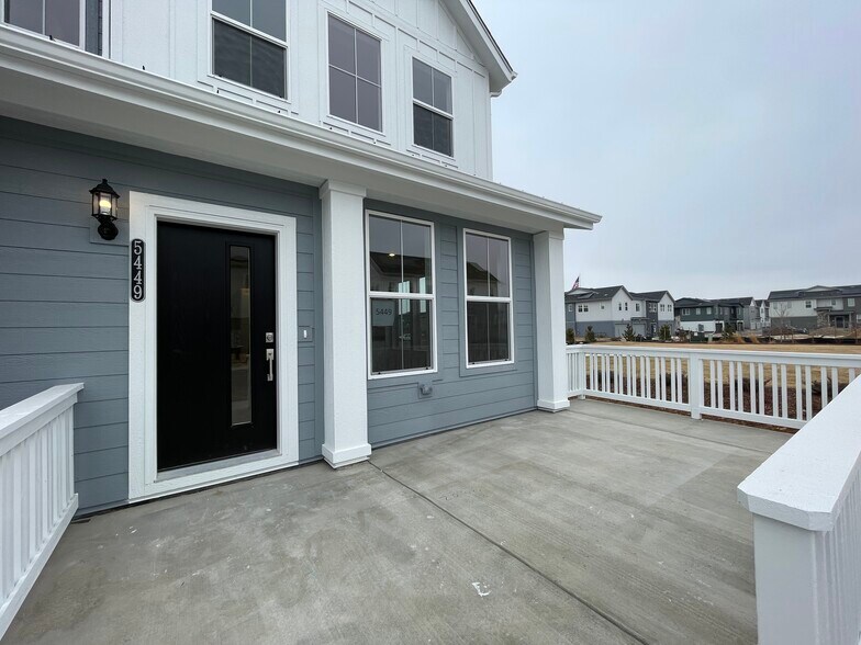 Porch - 5449 Euclid Dr