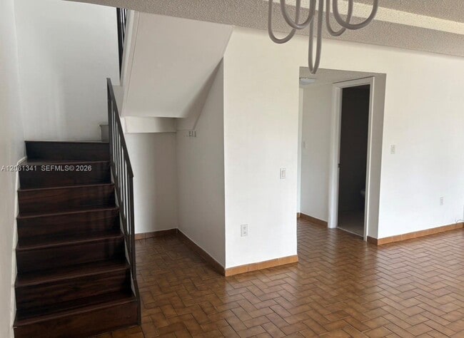 Building Photo - 9300 W Flagler St