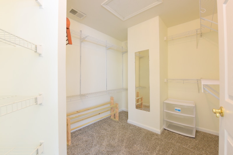 Building Photo - 43009 Chathill Terrace