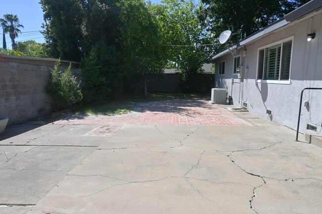 Building Photo - Resident Benefit Package Property