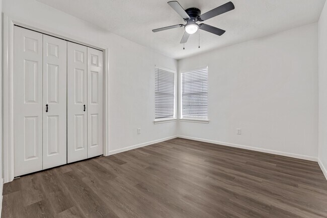 Building Photo - 1502 Mabry Mill Rd