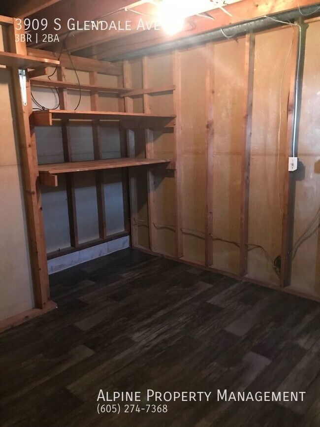 Building Photo - 3 Bed/2 Bath House For Rent!!