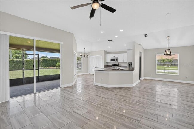 Building Photo - 1434 Hatcher Loop Dr