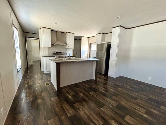 Building Photo - 2101 Ladnier Rd