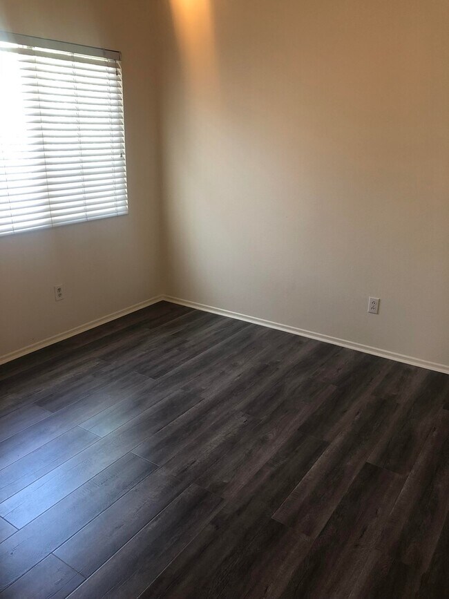 Building Photo - 3395 Nimes Ln