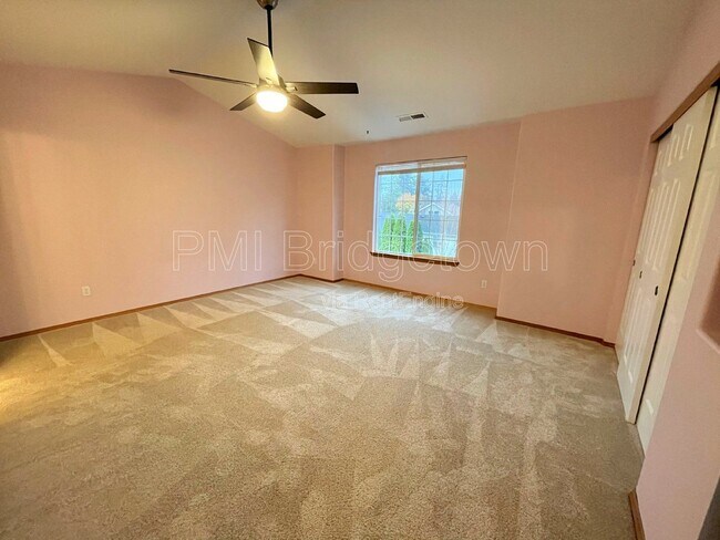 Building Photo - 4325 SE 79th Ave