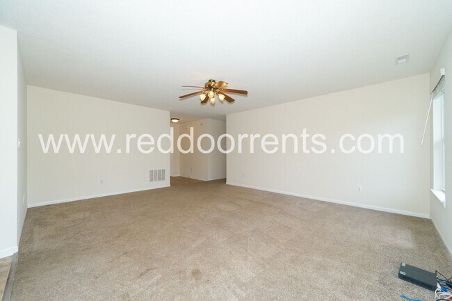 Building Photo - Coming soon! - Comfort & Convenience in Pi...