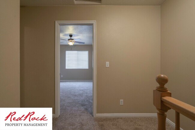 Building Photo - Charming St. George 3 Bedroom Townhome