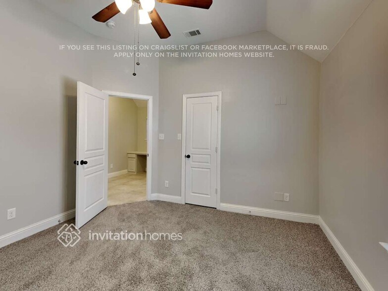 Building Photo - 581 Magnolia Pkwy