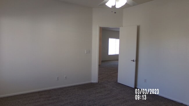 Building Photo - PUEBLO SANTA FE CONDO! FANTASTIC 2 BEDROOM...