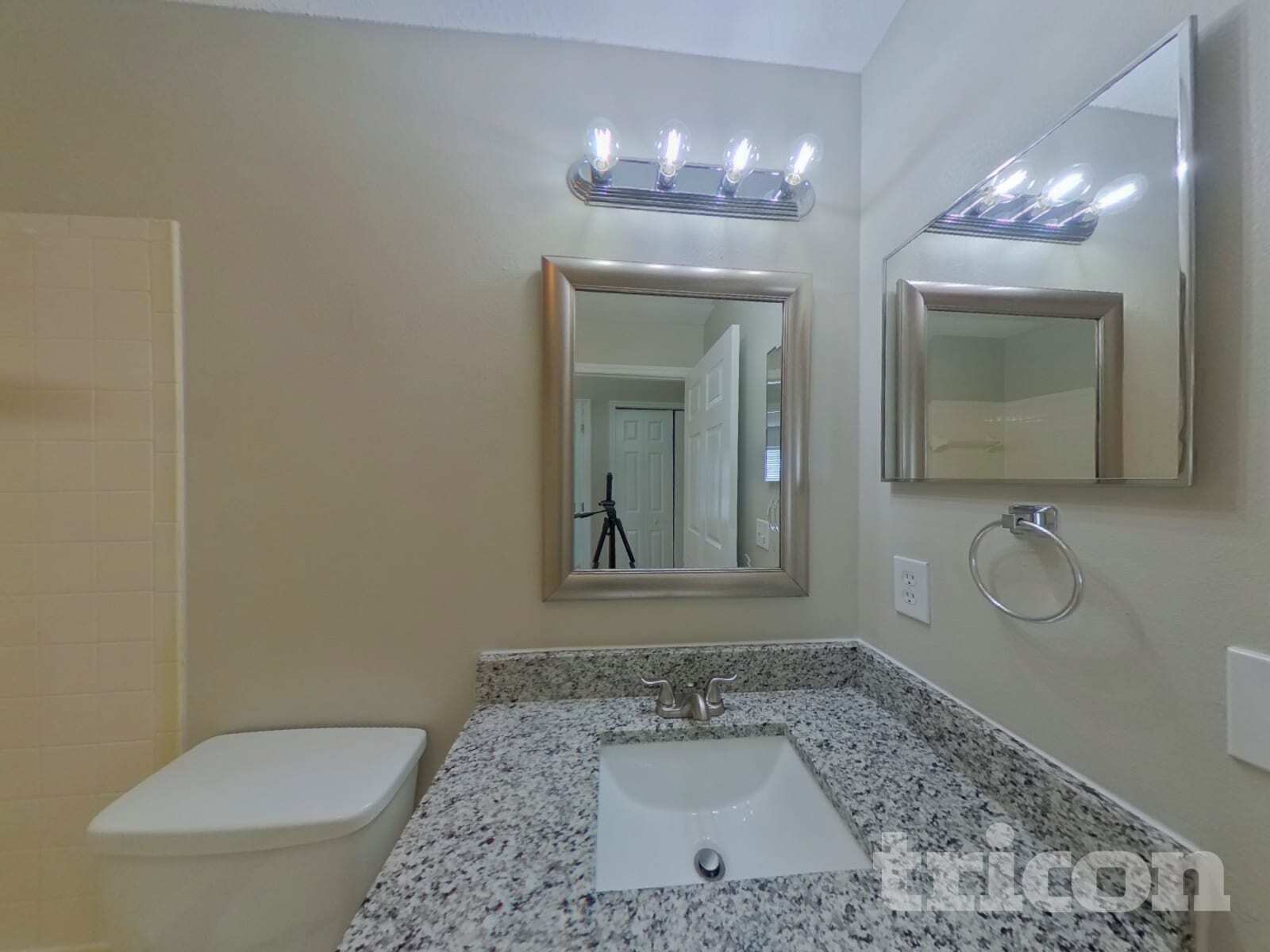 Building Photo - 9808 Red Clover Ave