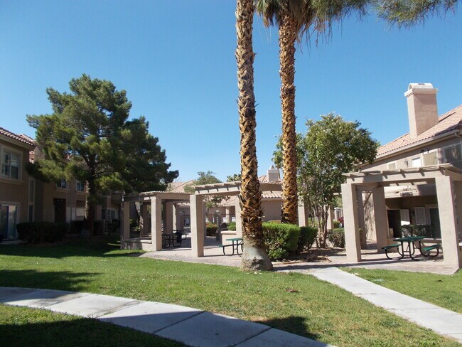 Building Photo - 5125 W Reno Ave