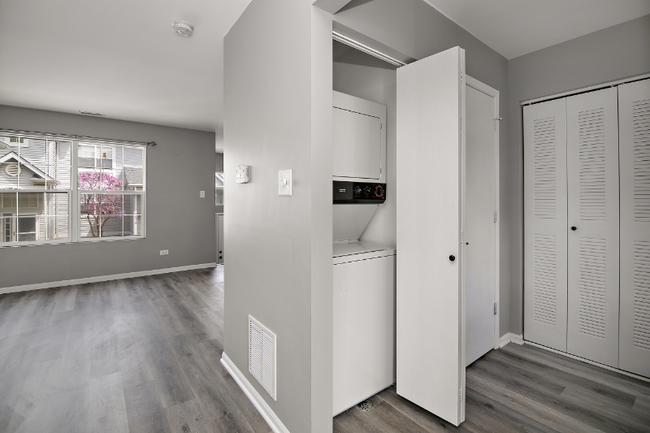 Building Photo - 16430 Teton Dr