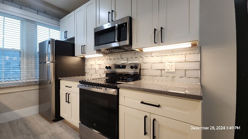 Building Photo - 914 Concordia Ln