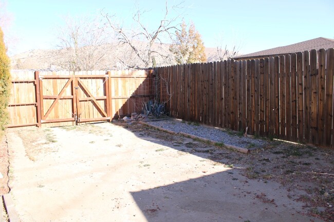 Building Photo - Coming Soon - Downtown Tehachapi