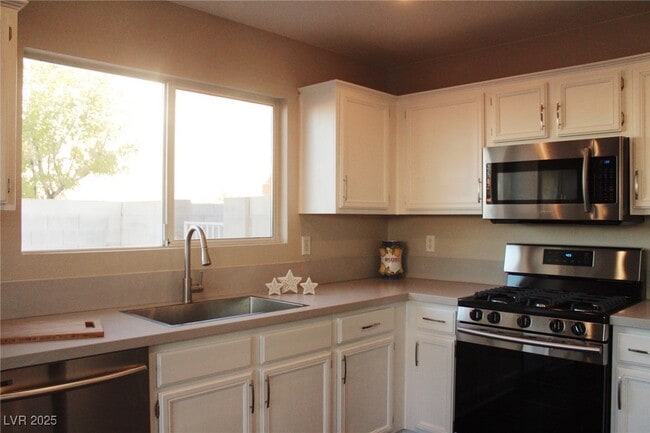 Building Photo - 8366 Woodland Prairie Ave