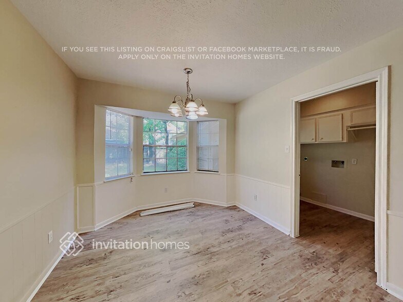 Building Photo - 4814 Wind Chimes Dr