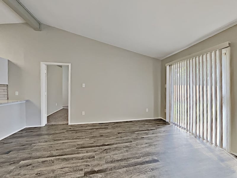 Building Photo - 206 Kalmia Dr