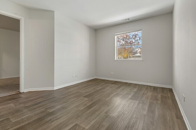 Building Photo - 96 Gant Cir