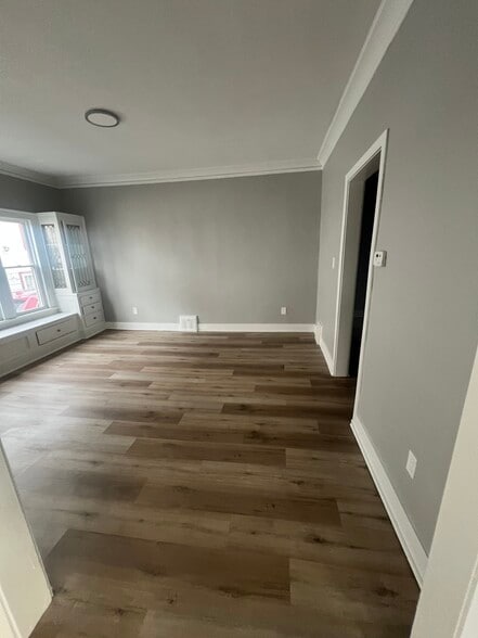 Building Photo - 1569 Glenmont Rd